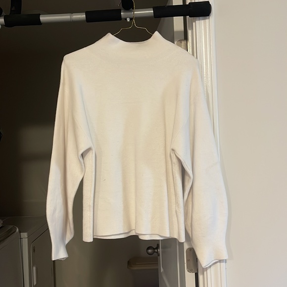 White Vestique Sweater - Picture 2 of 6